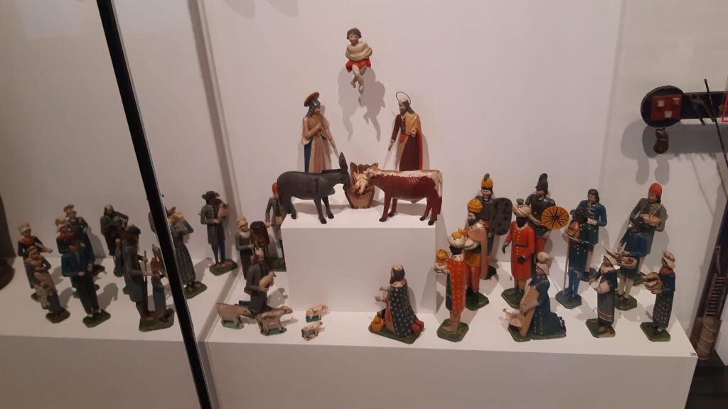 Vitrine personnage de Bessans, musée Savoisien